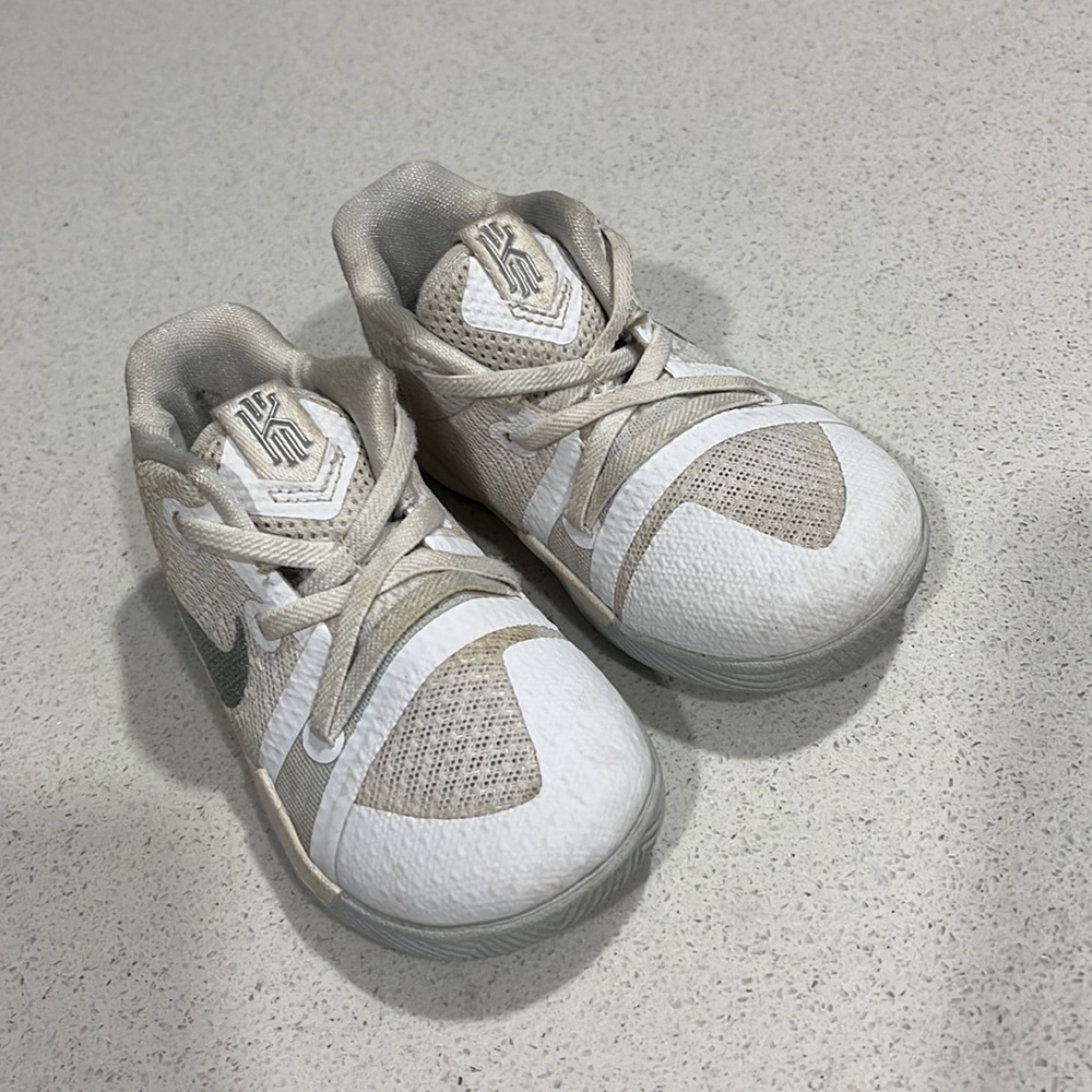 Toddler boy Nike Kyrie Irving shoes